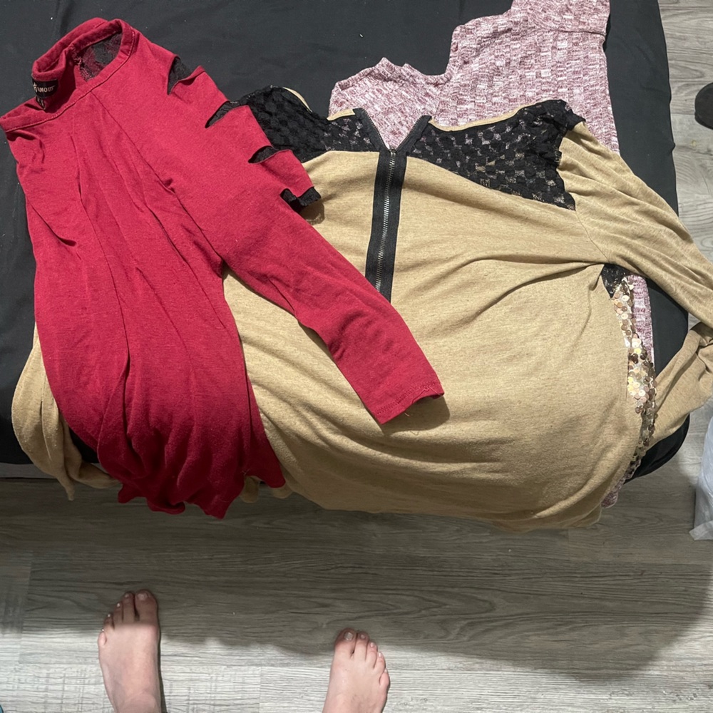 4 long sleeve shirt, bundle